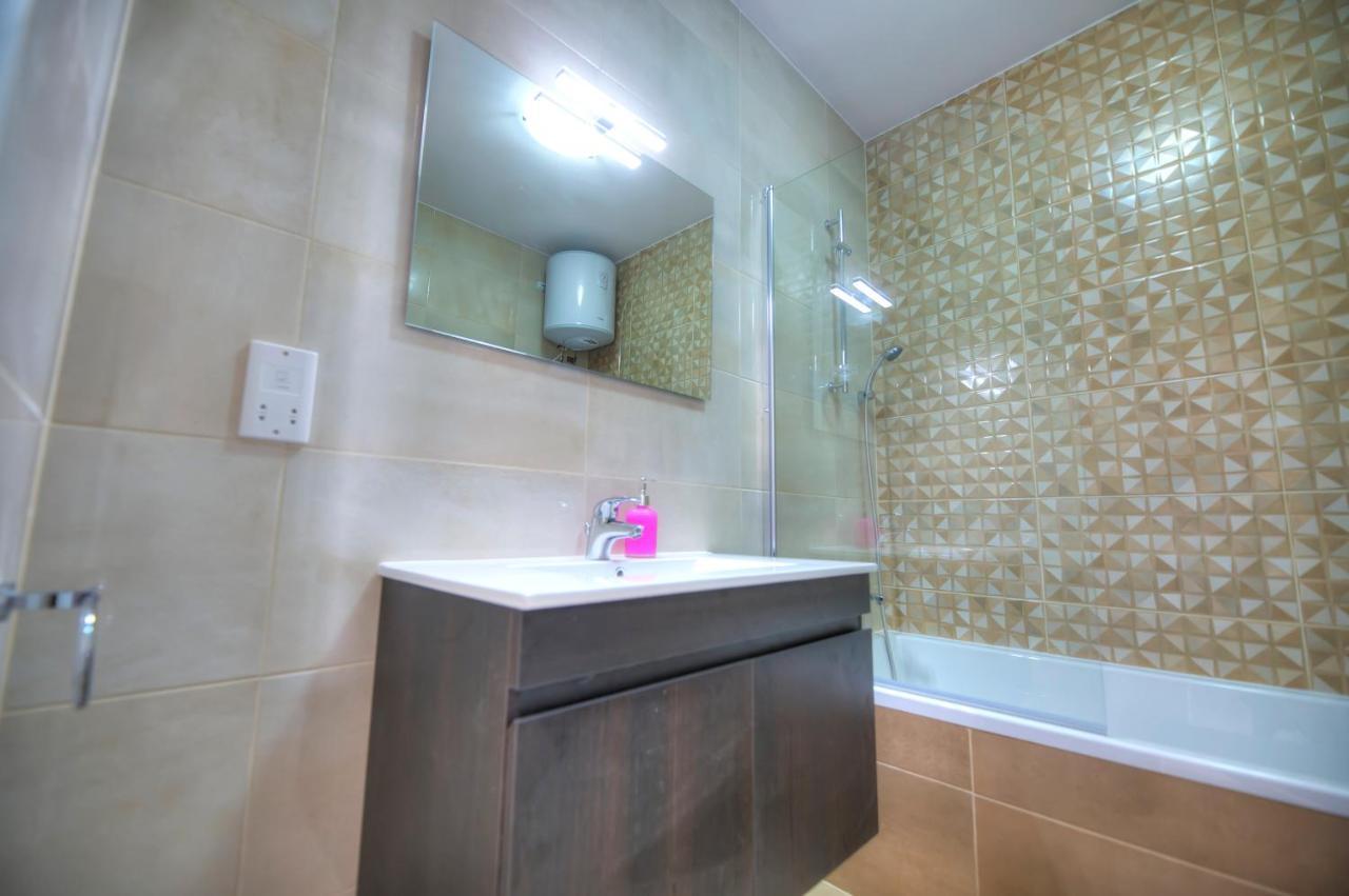 Bright & Cozy 3Bedrooms With Stunning Views Dlap1-1 Sliema Ngoại thất bức ảnh